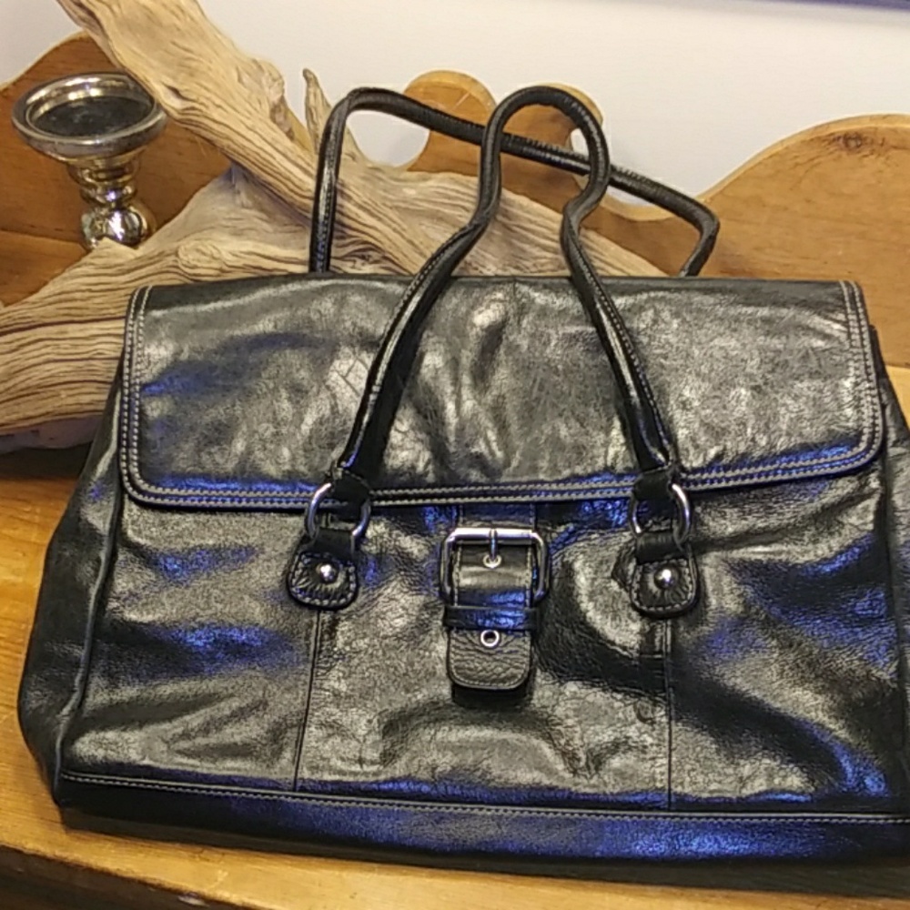 12/31 CLOSET CLOSING